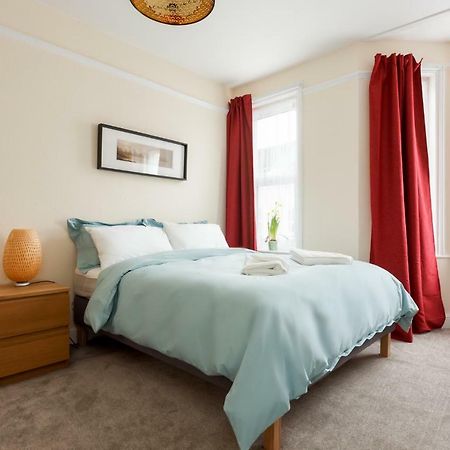 Stylish Town Centre Apartment Close To Beach And Shops Bournemouth Dış mekan fotoğraf