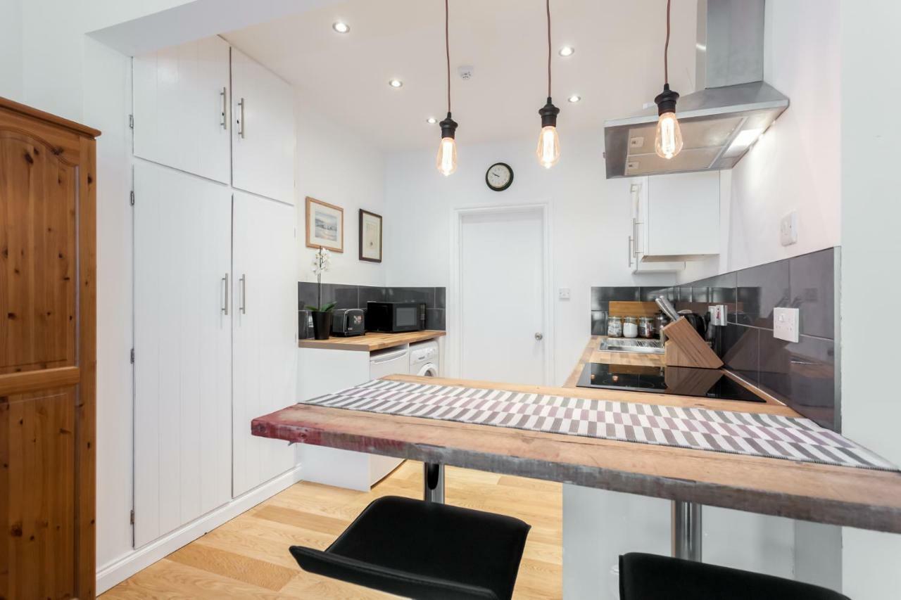 Stylish Town Centre Apartment Close To Beach And Shops Bournemouth Dış mekan fotoğraf