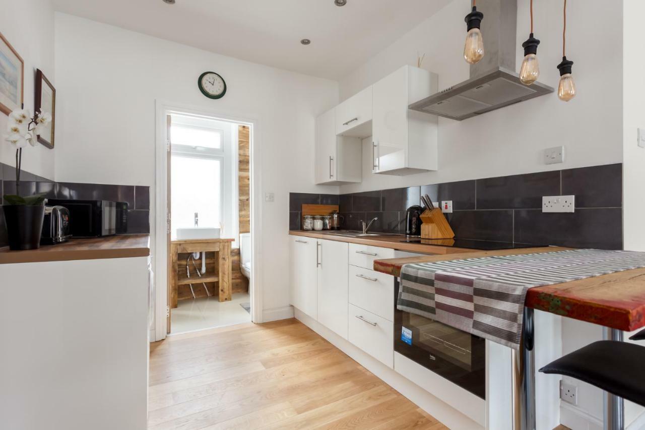 Stylish Town Centre Apartment Close To Beach And Shops Bournemouth Dış mekan fotoğraf